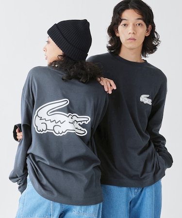 【オンライン限定】LACOSTE オーバーサイズ バックプリント ロングスリーブTシャツ