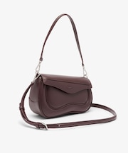 ローラ カーブラインレザーショルダーバッグ