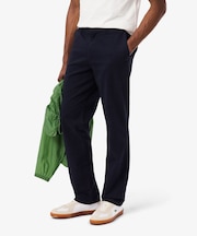 レギュラーフィットテーパードストレッチチノパンツ