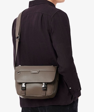 オシアン レザーフラップ ショルダーバッグ