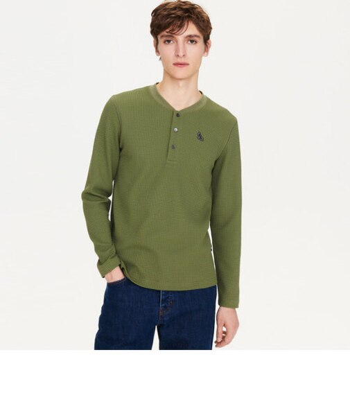 ロングスリーブヘンリーネックTシャツ