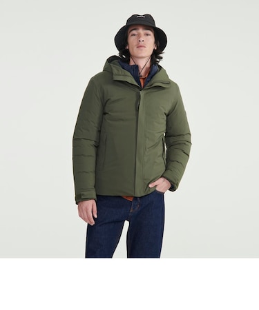 透湿防水 インサレーションフーデッドジャケット