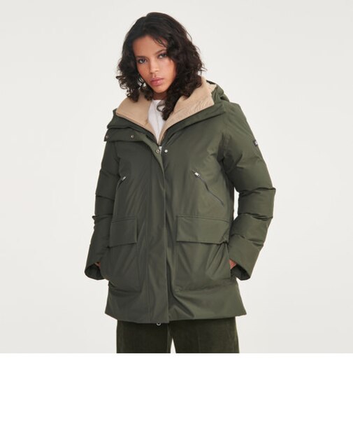 透湿防水 インサレーションフーデッドジャケット