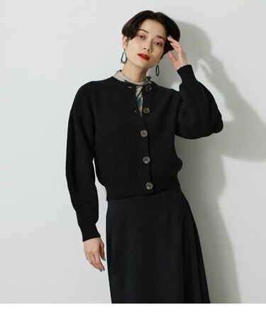 VOLUME SLEEVE BUTTON CD