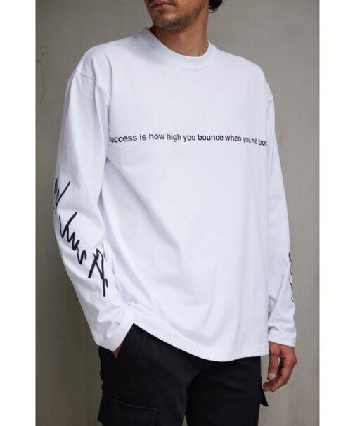 AZULBYMOUSSYロゴロングTシャツ