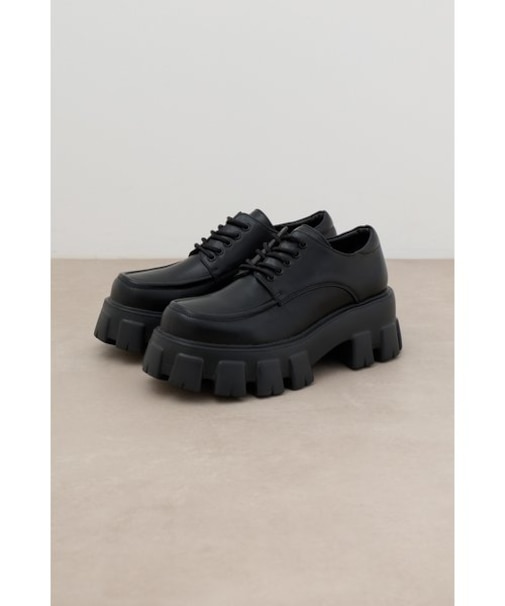 チャンキーソールレースアップシューズ