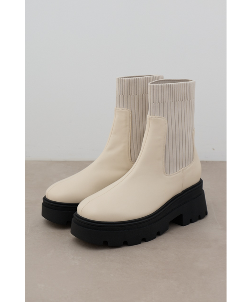 トラックソールソックスブーツ