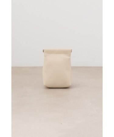 フェイクレザーバネクチポーチ