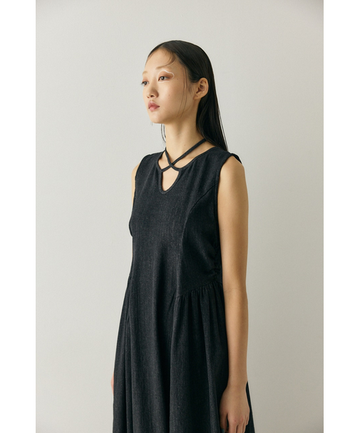 【PLUS】ホルターネックギャザーワンピ