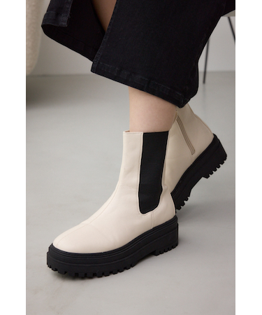 トラックソールサイドゴアブーツ