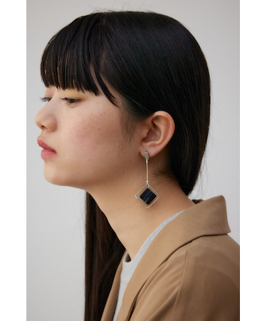 アクリル×メタルアシンメトリーピアス