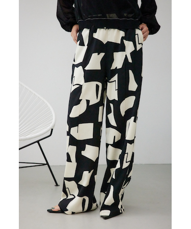 ジオメトリックパターンワイドパンツ