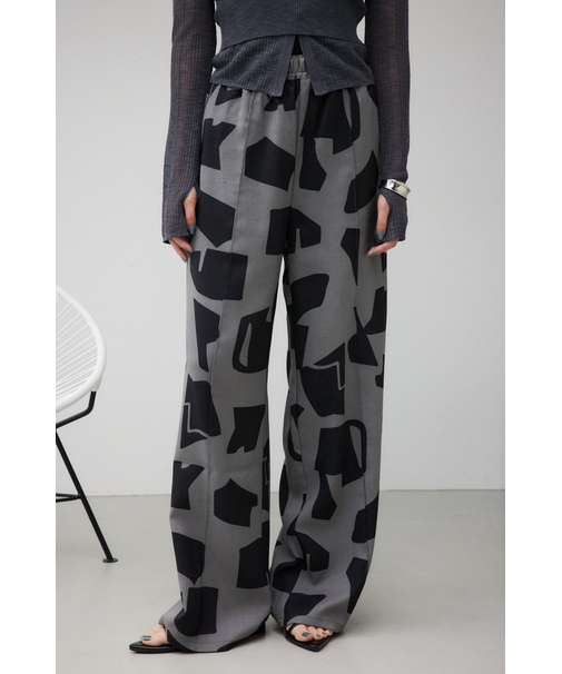 ジオメトリックパターンワイドパンツ