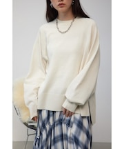 フォルムニットプルオーバー