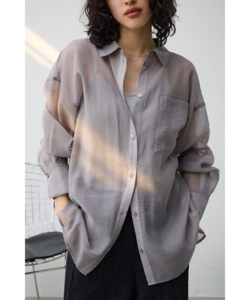 バックスリットシアーオーバーシャツ