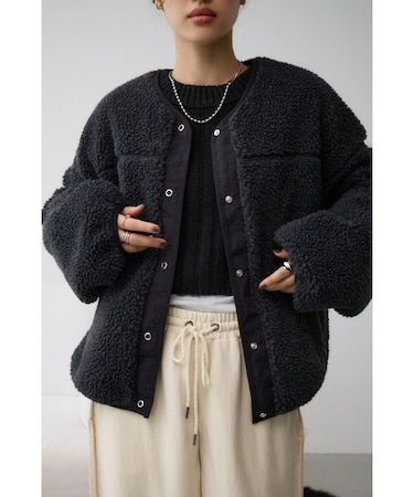 リバーシブルボアブルゾン