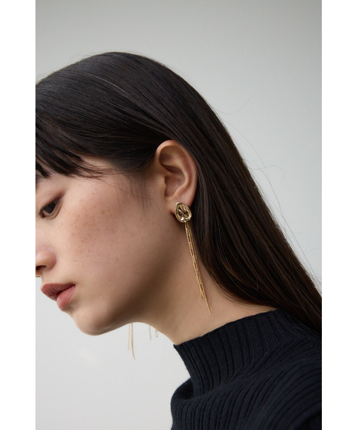 マルチチェーンスウィングピアス