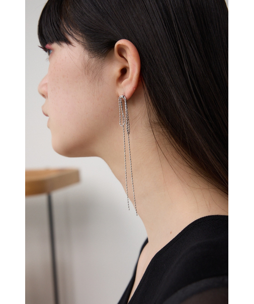 リボンモチーフスウィングピアス