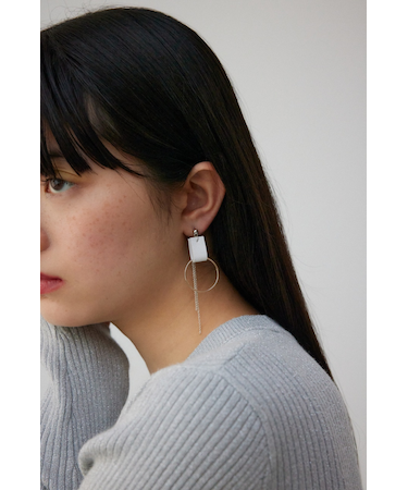 フェイクレザーバイカラーアシンメトリーピアス