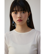 フェイクレザーバイカラーアシンメトリーピアス