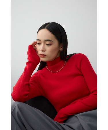 サムホールリブハイネックトップス