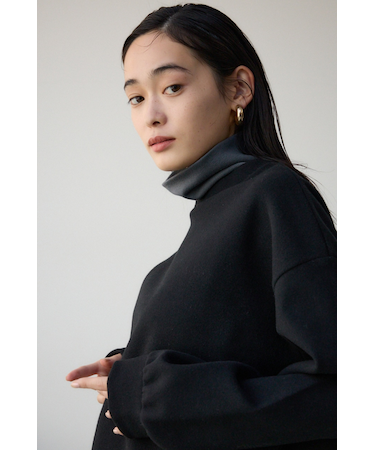 アッシュクウールライクトップス