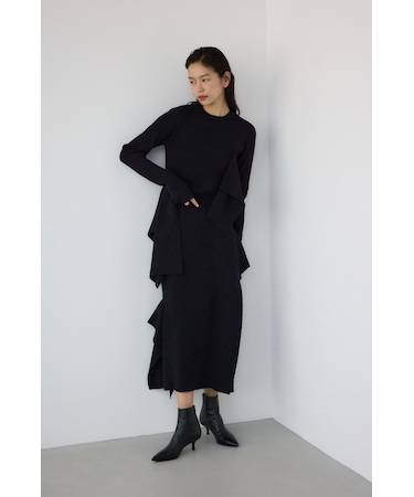【PLUS】アシンメトリーレイヤードニットワンピース