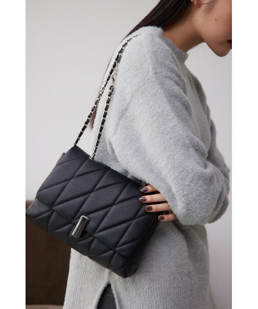 フェイクレザーキルティングバッグ