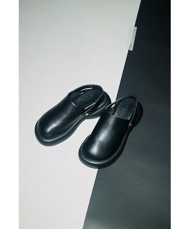 【PLUS】ボリュームソールバックストラップサボ