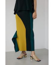 【PLUS】マルチコンビアシメニットタイトスカート