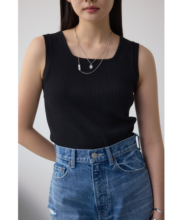 スクエアネックリブタンクトップ