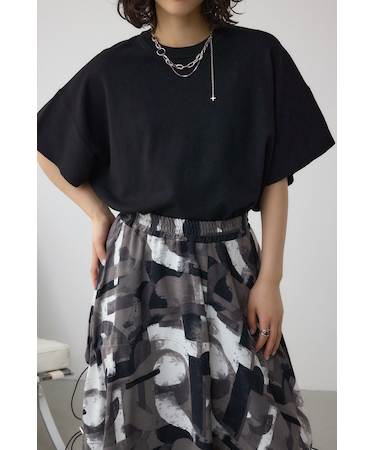 クルーネックルーズニット