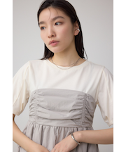 ペプラムバルーントップス