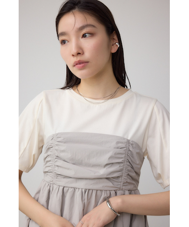 ペプラムバルーントップス
