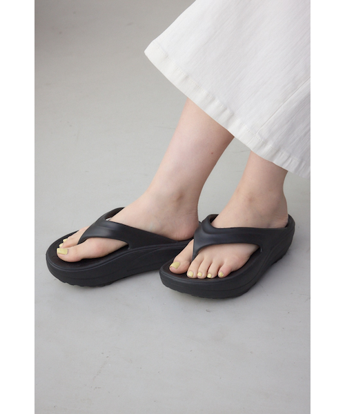 【別注】定価38500円　HEWNプラットフォーム トングサンダル　38サイズ 軽量フラットトングサンダル [I2648] - レディースファッション