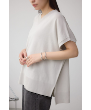 Vネックワイドルーズニット