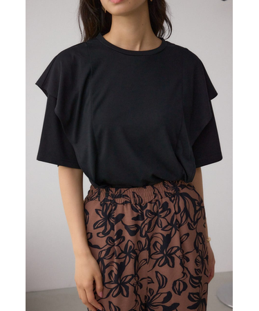 ラッフルカットトップス