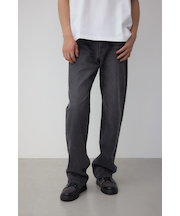 AZUL DENIM スリムストレート