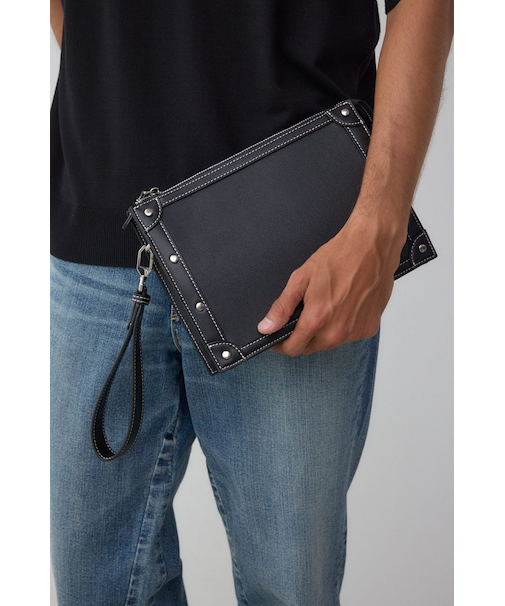 スタッズクラッチバッグ