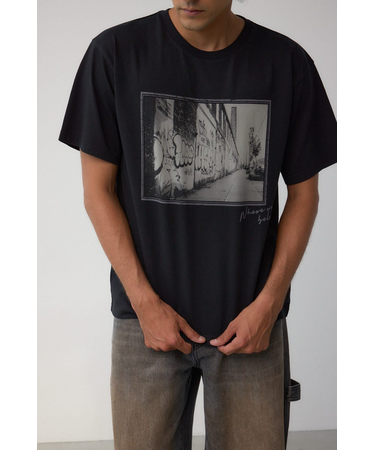モノクロームストリートTシャツ