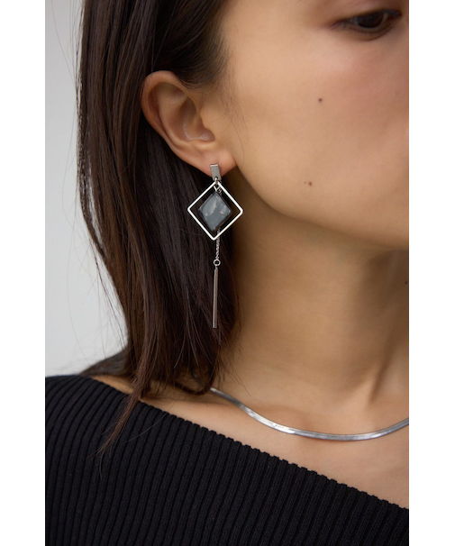 アクリル×メタルアシンメトリーピアス