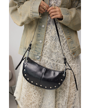 【堀田茜さん着用アイテム】スタッズデザインワンハンドルバッグ