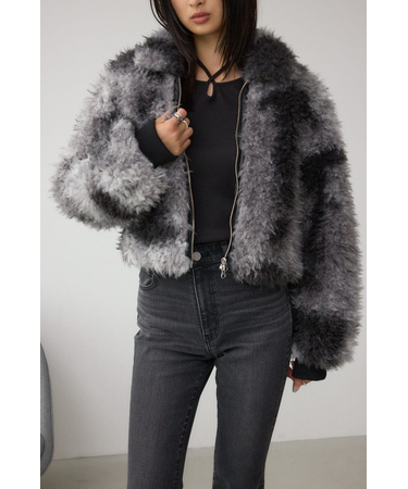 【堀田茜さん着用アイテム】カーリーボアショートブルゾン