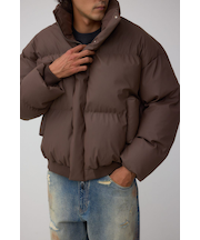 【窪塚洋介さん着用アイテム】ソリッド中綿ハイネックブルゾン