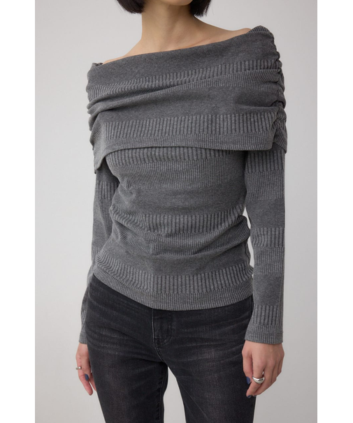 オフショルダーロングスリーブカットトップス