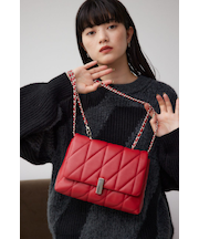 フェイクレザーキルティングバッグ