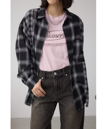 【堀田茜さん着用アイテム】切替デザインチェックシャツ