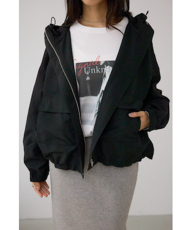 ショートマウンテンパーカー