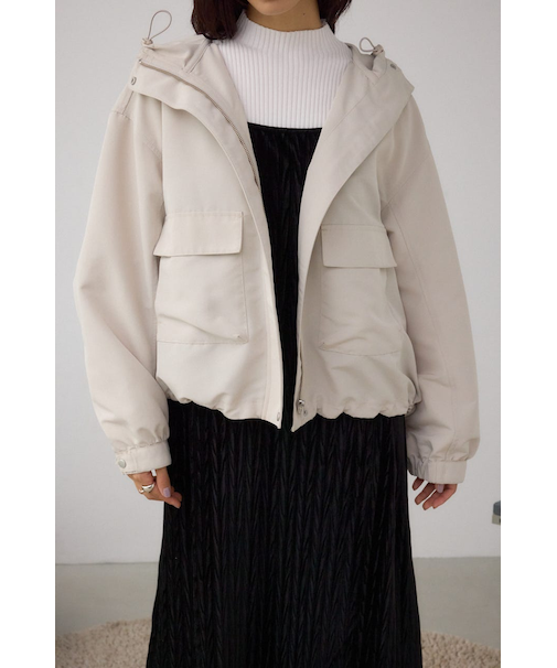 ショートマウンテンパーカー