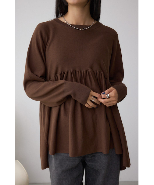 ペプラムデザインニットトップス